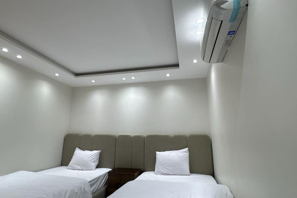 غرفتين بالدقي Apartment *