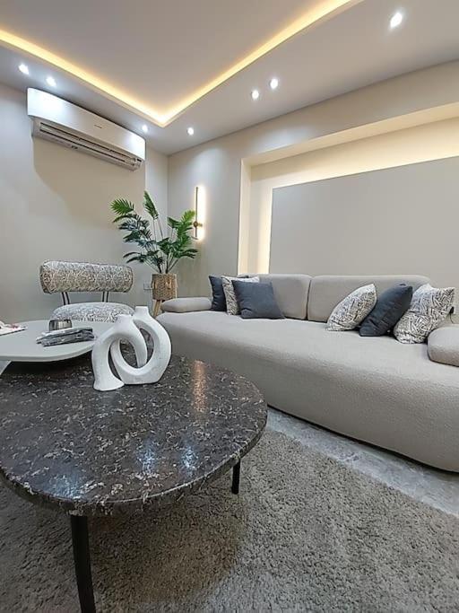 Apartment غرفتين بالدقي *